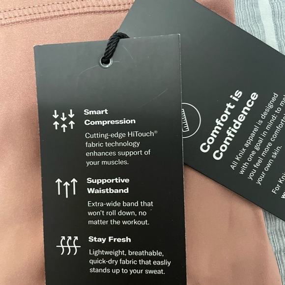 BNWT HiTouch™️ High Rise Short - colour rosewood - Picture 6 of 9